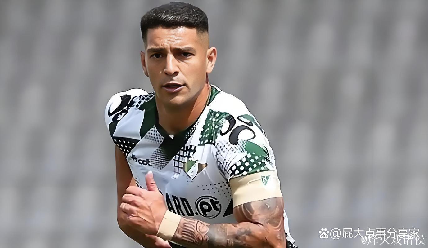 夏窗开了 申花新外援恩拉沃到了 第一印象是两个字 夏窗开了 申花新外援恩拉沃到了 第一印象是两个字